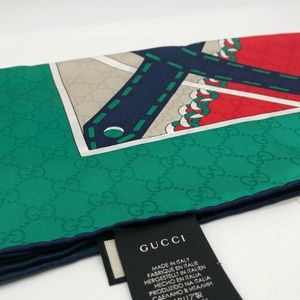 Gucci Chain Argyle Silk Scarf